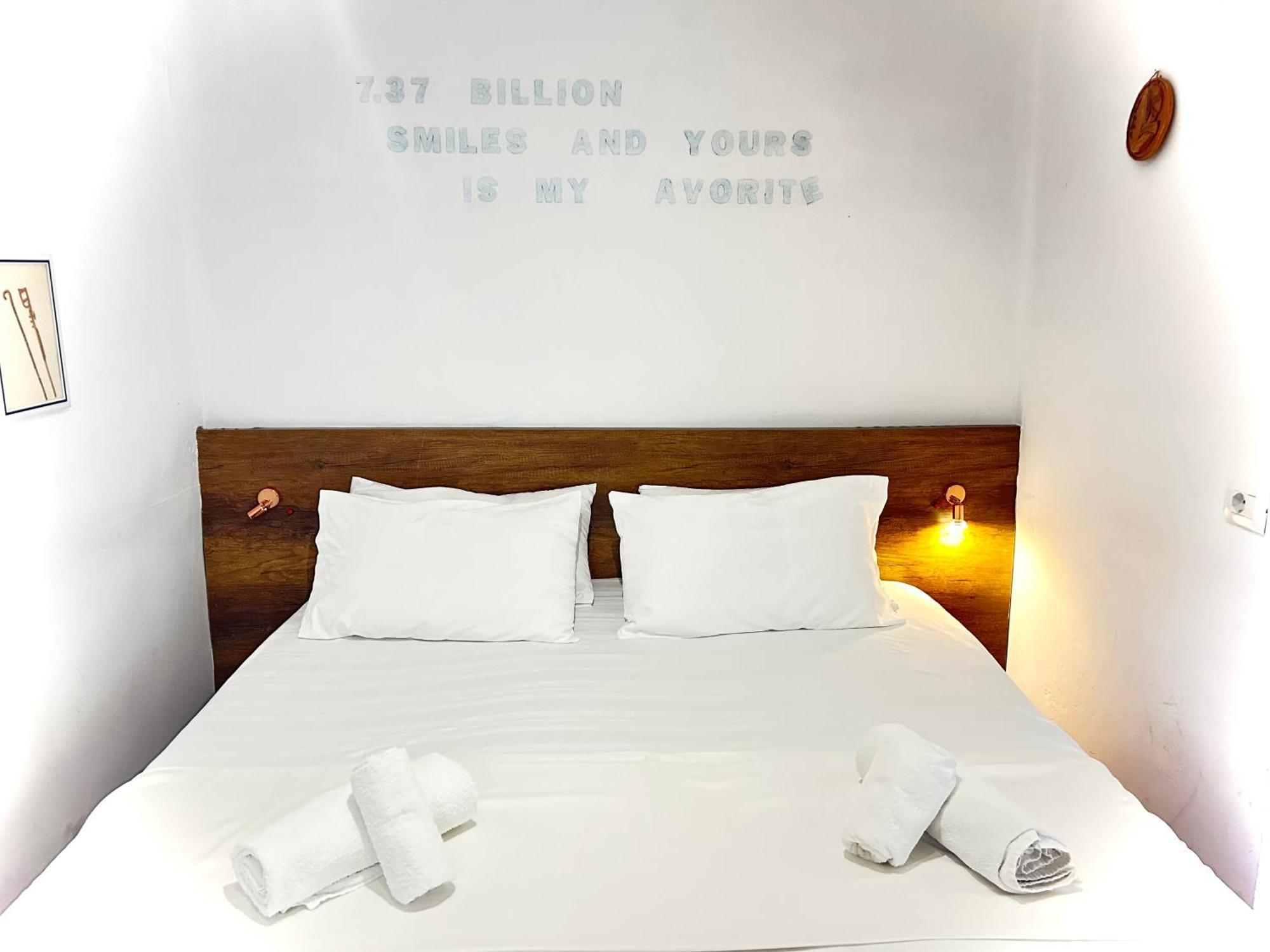 Budget Retreat Tirana & Studios Exterior foto